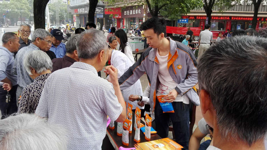 全省各地市盐业公司积极开展“5.15防治碘缺乏病日”媒体报道